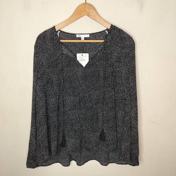 DR2 Tasseled Blouse Top Black White Dotted Pleated NWT - Picture 1 of 8